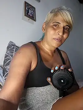 Goodgirlsue_77 Live XXX-Chat