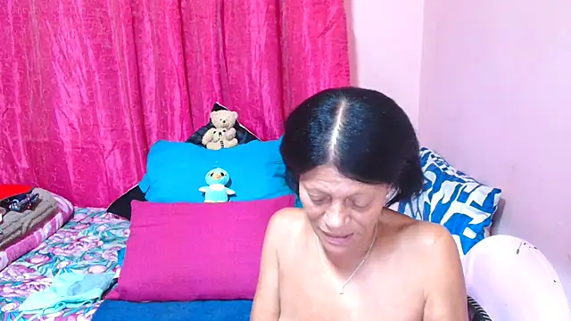 دردشة SLUTTYROXY الجنسية المباشرة