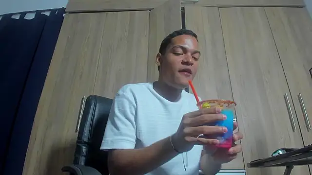 isaac_master77 现场XXX聊天