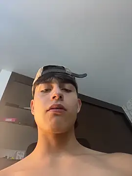 Lander_Cruz 现场XXX聊天