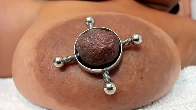 zara_lopez's Live XXX Chat