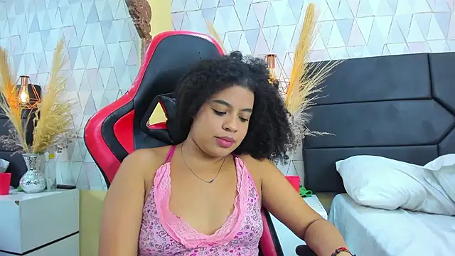 KaterinMoss Chat XXX live