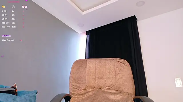 karen_brave's Live XXX Chat