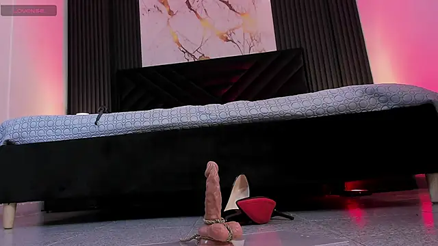 Chat +18 de MissKathyfox ao vivo