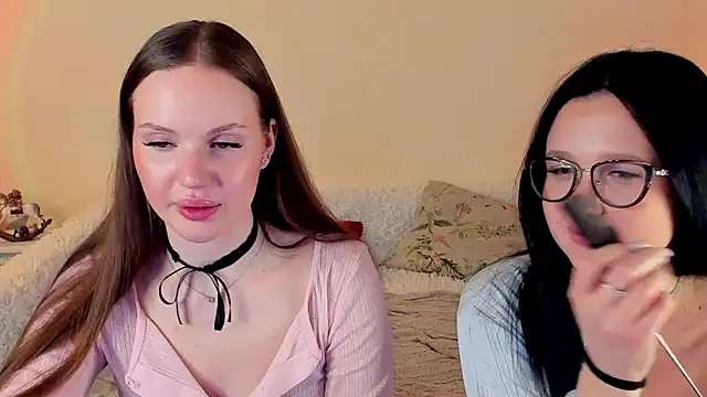 MishkaMe Live XXX Chat