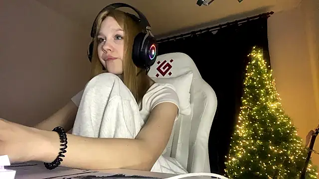 Онлайн чат XXX axin_burnell