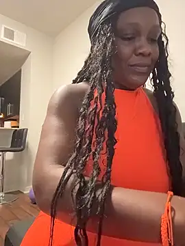 Онлайн чат XXX TilaTotti