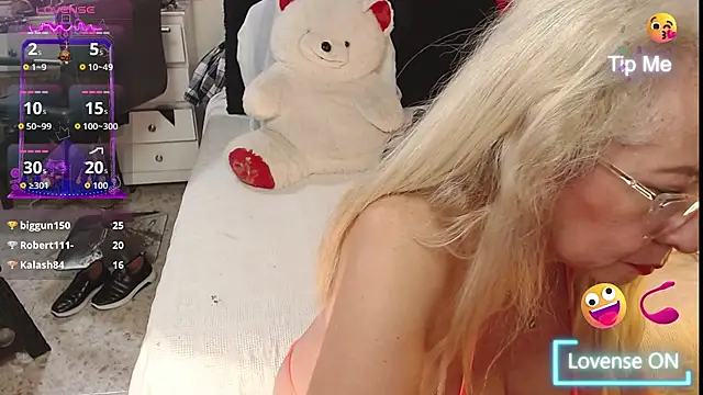 lucy_belle_bm Chat XXX live