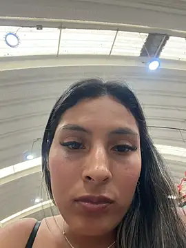 Chatroom XXX en direct de Cami_Leon2