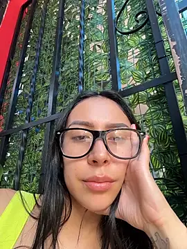 pregnant_sofii18 Show in webcam