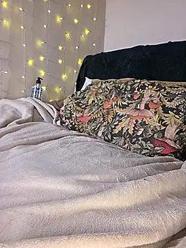 XXX chat uživo modela freyadivine