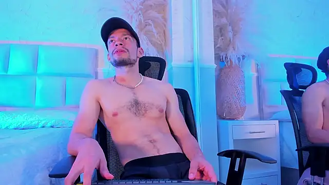 TyagoRoberts_ 라이브 XXX 채팅