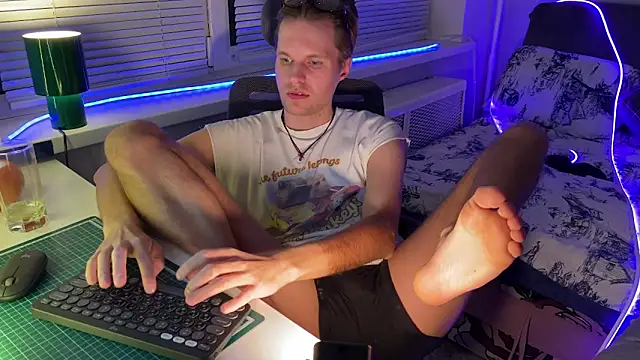 Leonnextdoor Webcamshow