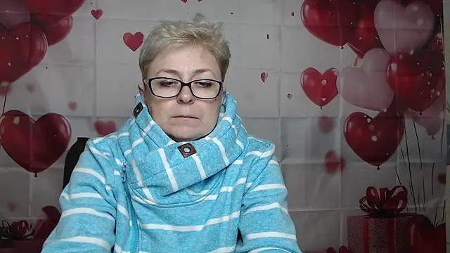 دردشة EmiliaGree الجنسية المباشرة