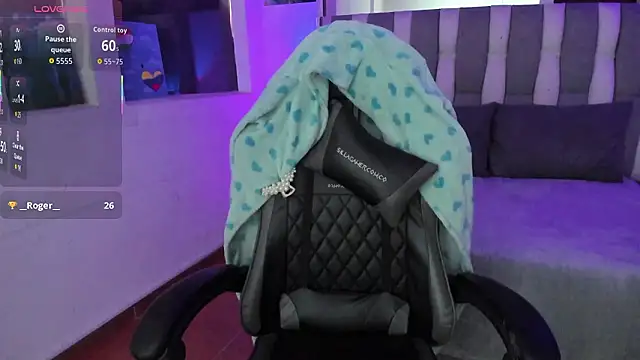 Adaara_Rey 在線直播表演