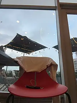 J_loren 即時 XXX 聊天