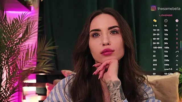 CuteAnna-: онлайн-секс-чат