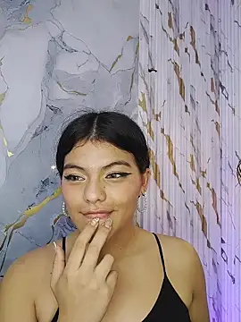 Chat XXX ao vivo de NIKIBUNNY