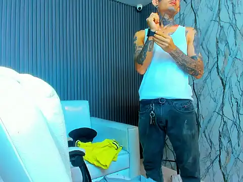 Boy_tatto77 – Naživo XXX chat