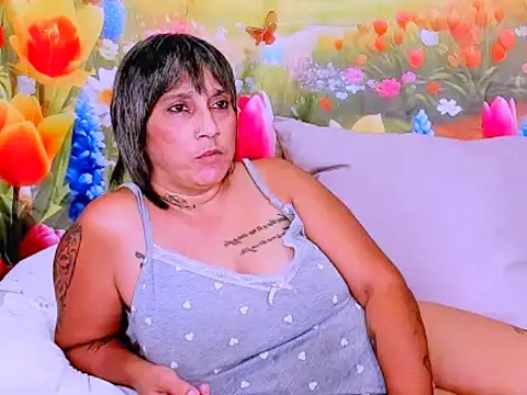 indianroxy 现场XXX聊天