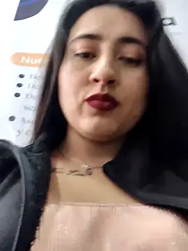 _Sarah-Office1 Webcamshow