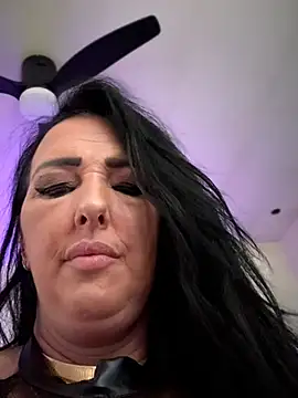 TiffanyRoxx webcam show