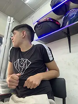 Chat +18 de Johan_stick ao vivo