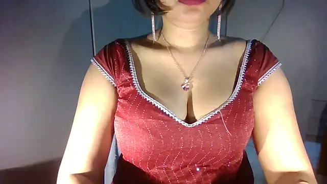 Yashika_Loves Chat XXX in diretta