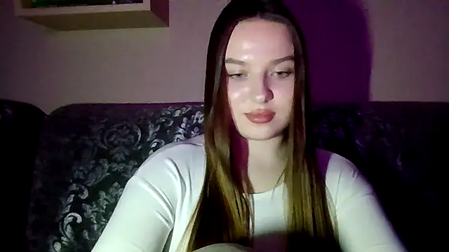 BratzDollVibes Chat XXX in diretta