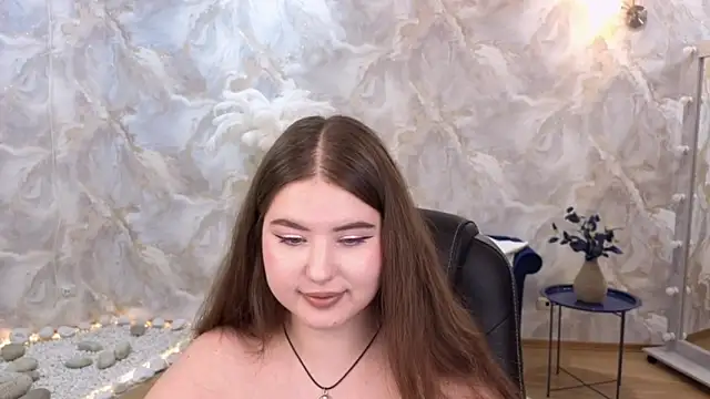 PixelGoddess Adlı Modelin Canlı XXX Sohbeti