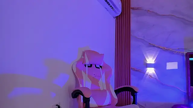 spicyslim_ élő XXX-chatje