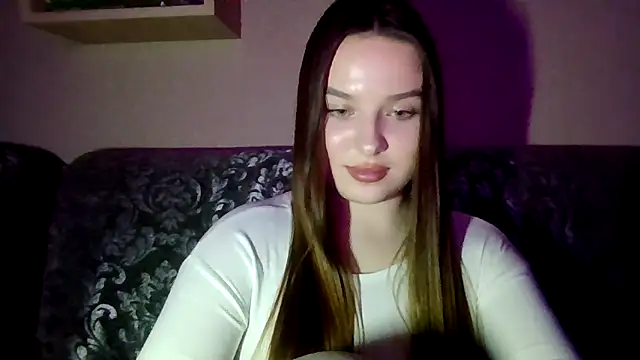 BratzDollVibes Adlı Modelin Canlı XXX Sohbeti