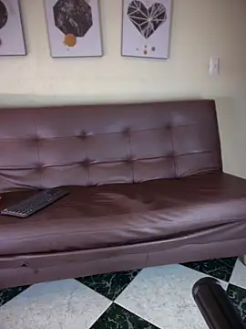 IriaLux Adlı Modelin Canlı XXX Sohbeti