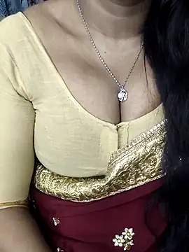 Hotty_Kavita webcam show