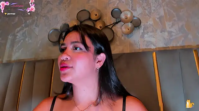 Chat +18 de KimDevinne ao vivo