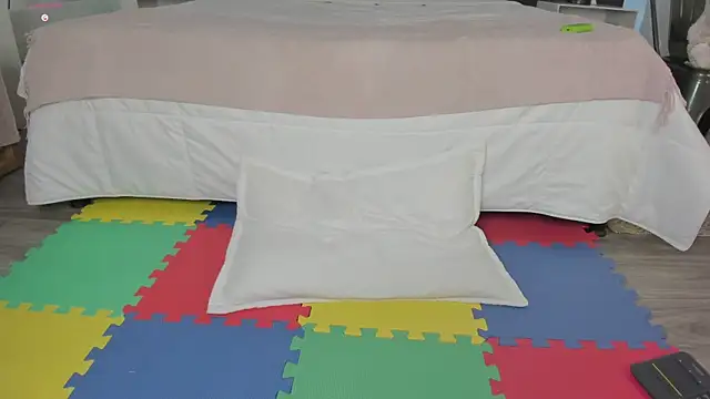 Chat +18 de AlannaRussell_ ao vivo