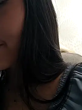 Chat +18 de canelleGarces ao vivo