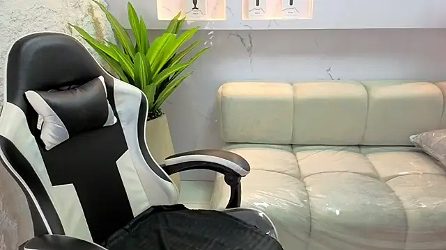 aurora_tp's Webcam Show