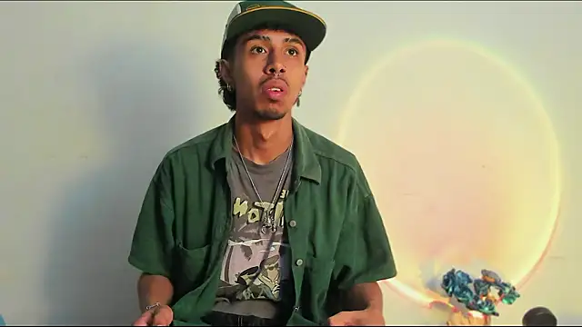 دردشة RyanRizzo الجنسية المباشرة