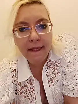 VikaKing Live XXX Chat