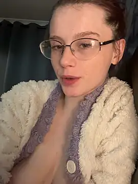 raen001 – Naživo XXX chat