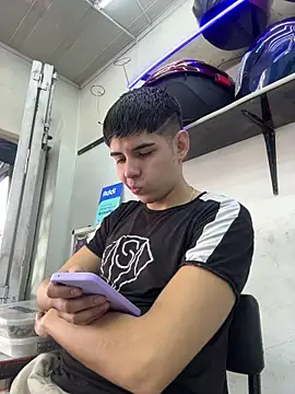 دردشة Johan_stick الجنسية المباشرة