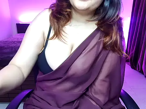 Eera_Roy – Naživo XXX chat