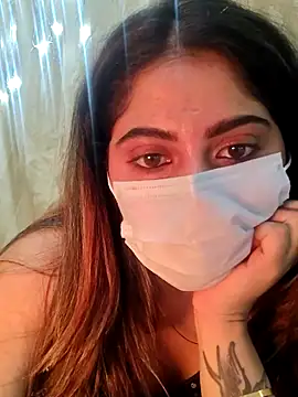 NEERU-STRIP – Naživo XXX chat