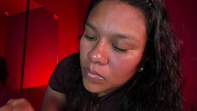 ale_cam – Naživo XXX chat