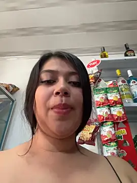 emilyjohansonのライブXXXチャット