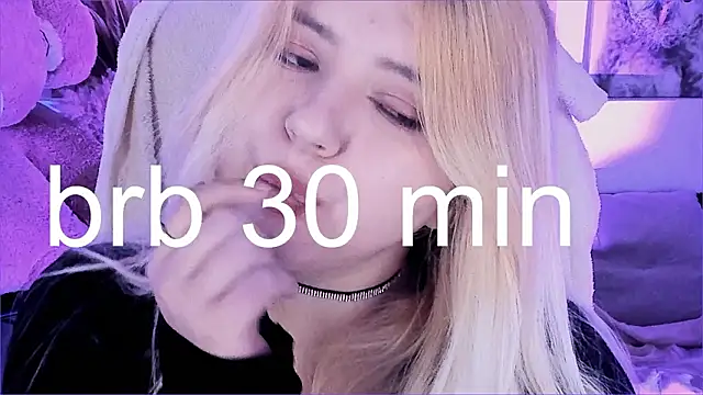 DiaAngell Chat XXX in diretta