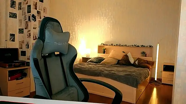 XXX chat uživo modela yourrdanceteacher