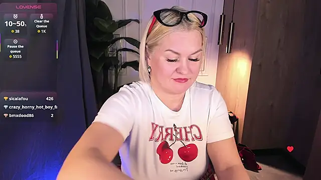 YolandaKiss – Live XXX-chat