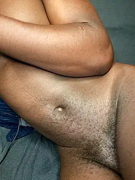 TibentyのライブXXXチャット